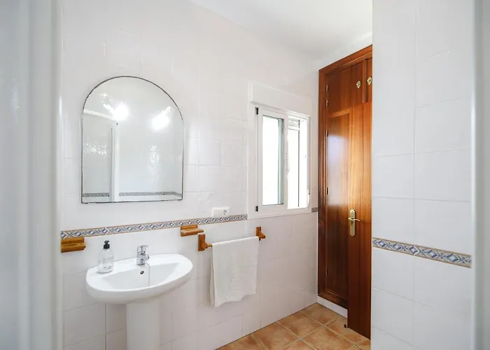 Paraisos 1 * コニル・デ・ラ・フロンテラ